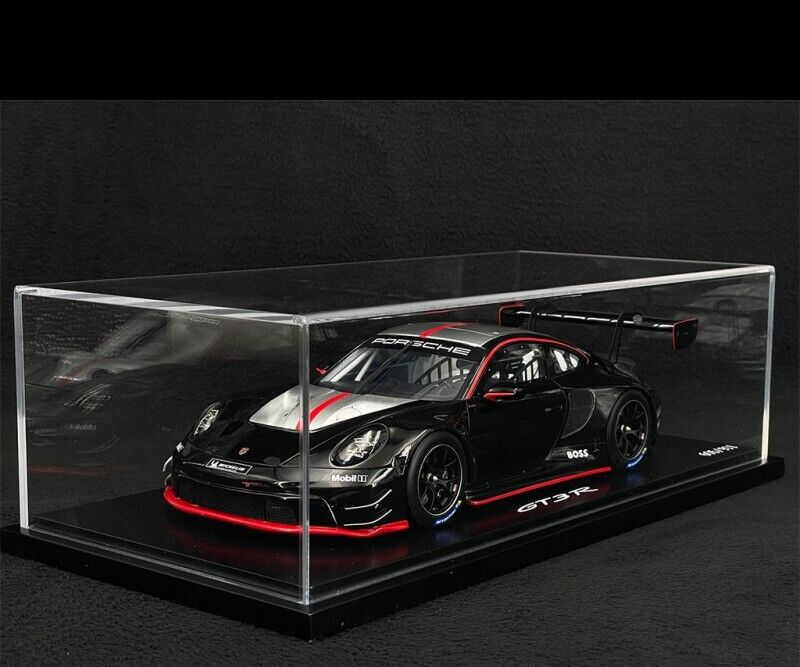 1/18 Scale Spark Porsche 911 992 GT3 R Dealer Edition w/ Display Case