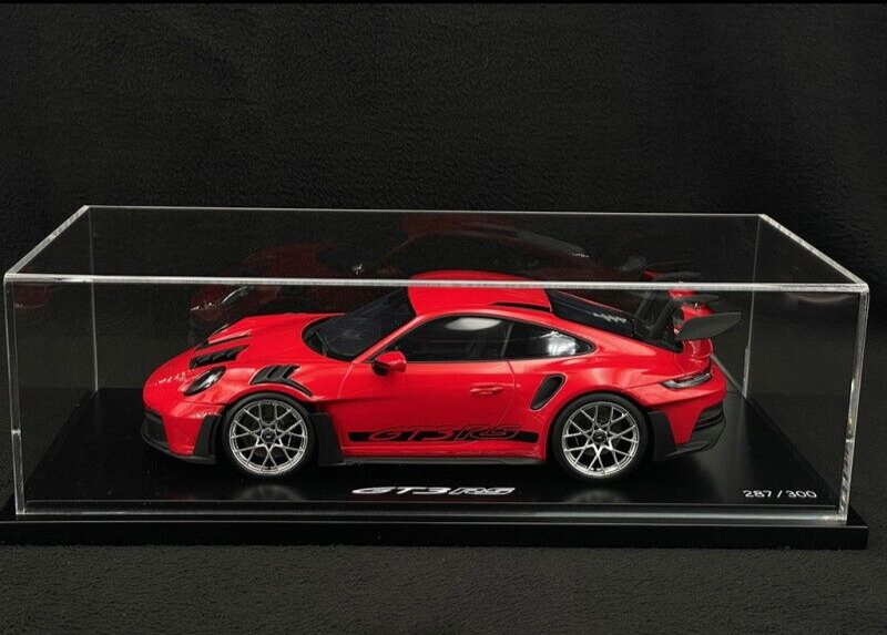 Porsche 911 992 GT3 RS Guards Red w/ Display Case  - 1/18 Spark - Dealer Edition