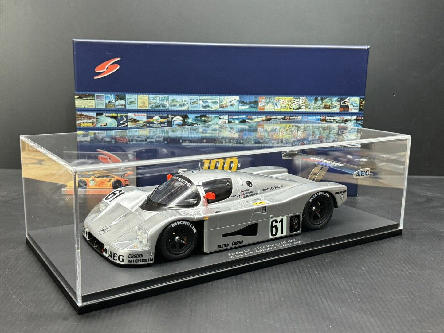 1/18 Spark Sauber Mercedes-Benz C9 #61 1989 LeMans 24hr  W/ Display Case