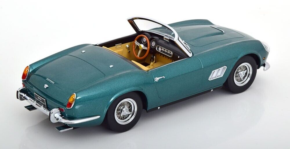 Ferrari 250 GT CALIFORNIA SPYDER Metallic Green Diecast Model Car 1/18 Scale