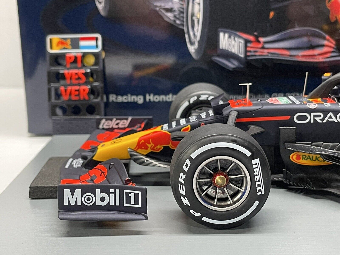 1/18 Scale Spark Red Bull Honda RB16B  Max Verstappen 2021 Dutch GP Winner