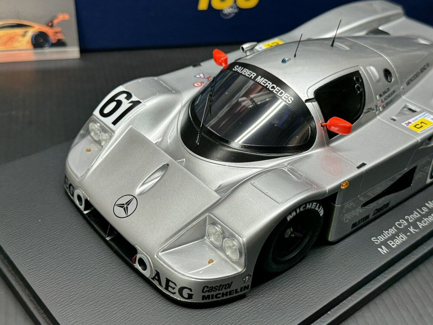 1/18 Spark Sauber Mercedes-Benz C9 #61 1989 LeMans 24hr  W/ Display Case