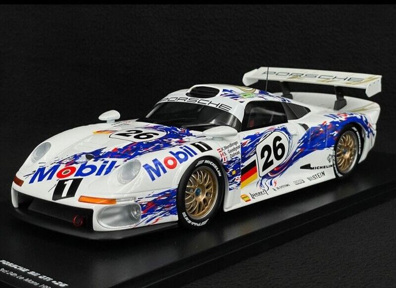 PORSCHE 911 GT1 LE MANS 1996 1/18 SCALE DIECAST MODEL CAR BY WERKS 83