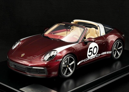 Porsche 911 Targa Heritage (992) w/ Display Case - Dealer Edition - 1/12 Spark