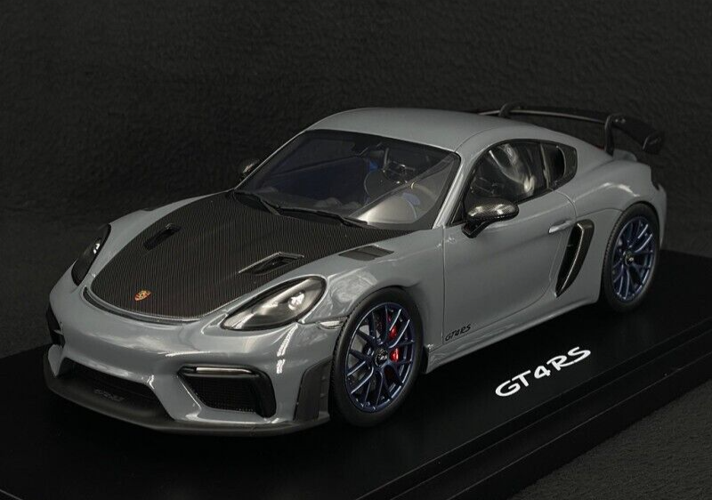 Porsche 718 GT4 RS Arctic Gray (982) w/ Display Case 1/18 Spark Dealer Edition