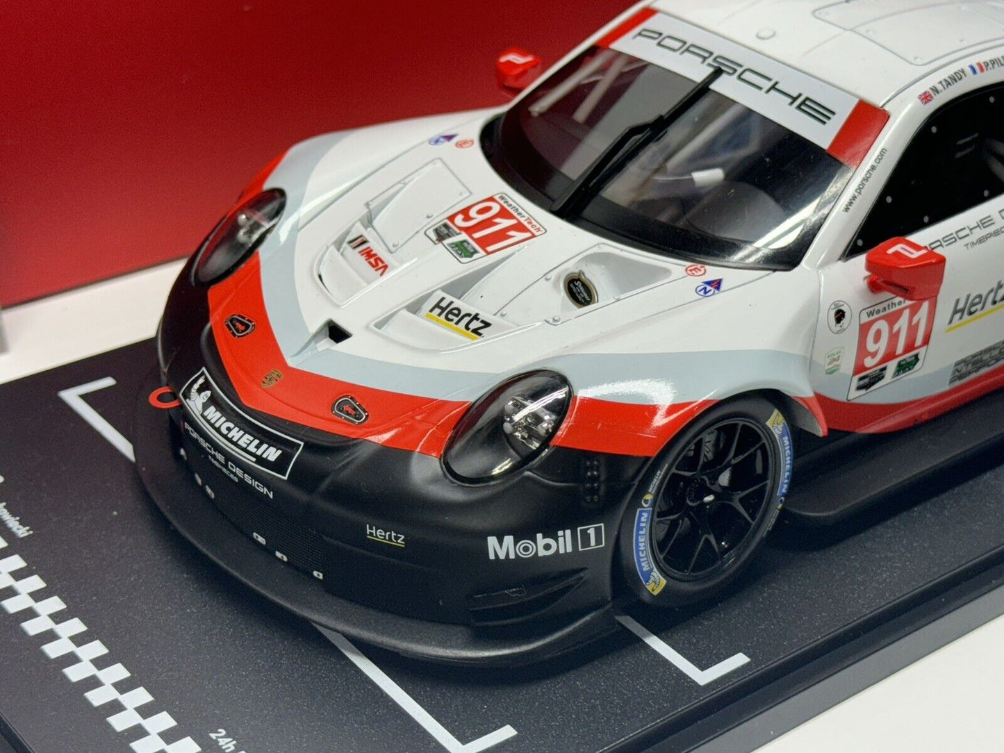 1/18 Scale IXO 911 RSR 991 2017 24h Daytona #911 Tandy, Pilet, Makowiecki