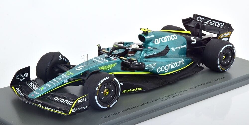 ASTON MARTIN F1 AMR22 SEBASTIAN VETTEL ABU DHABI GP w/ Display Case 1/18 Spark