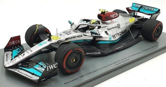 1/18 Scale Spark Mercedes-AMG Petronas W13 2022 Bahrain GP Hamilton #44