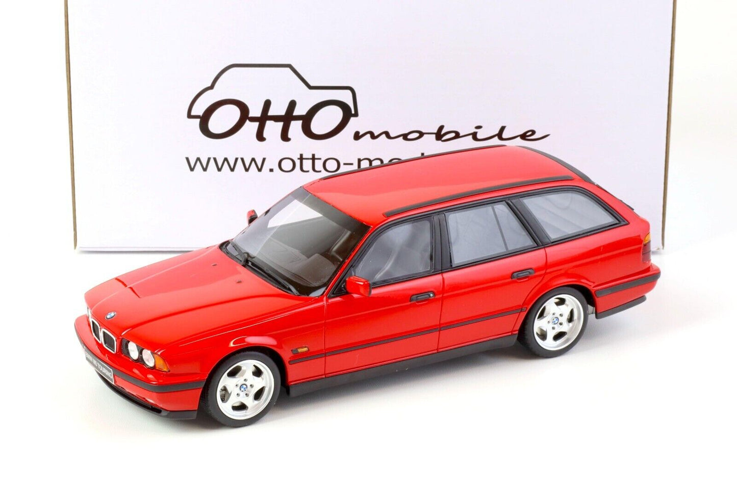 1992 BMW M5 E34 Touring Wagon 1992 Red Resin Model Car by Otto Mobile 1/18