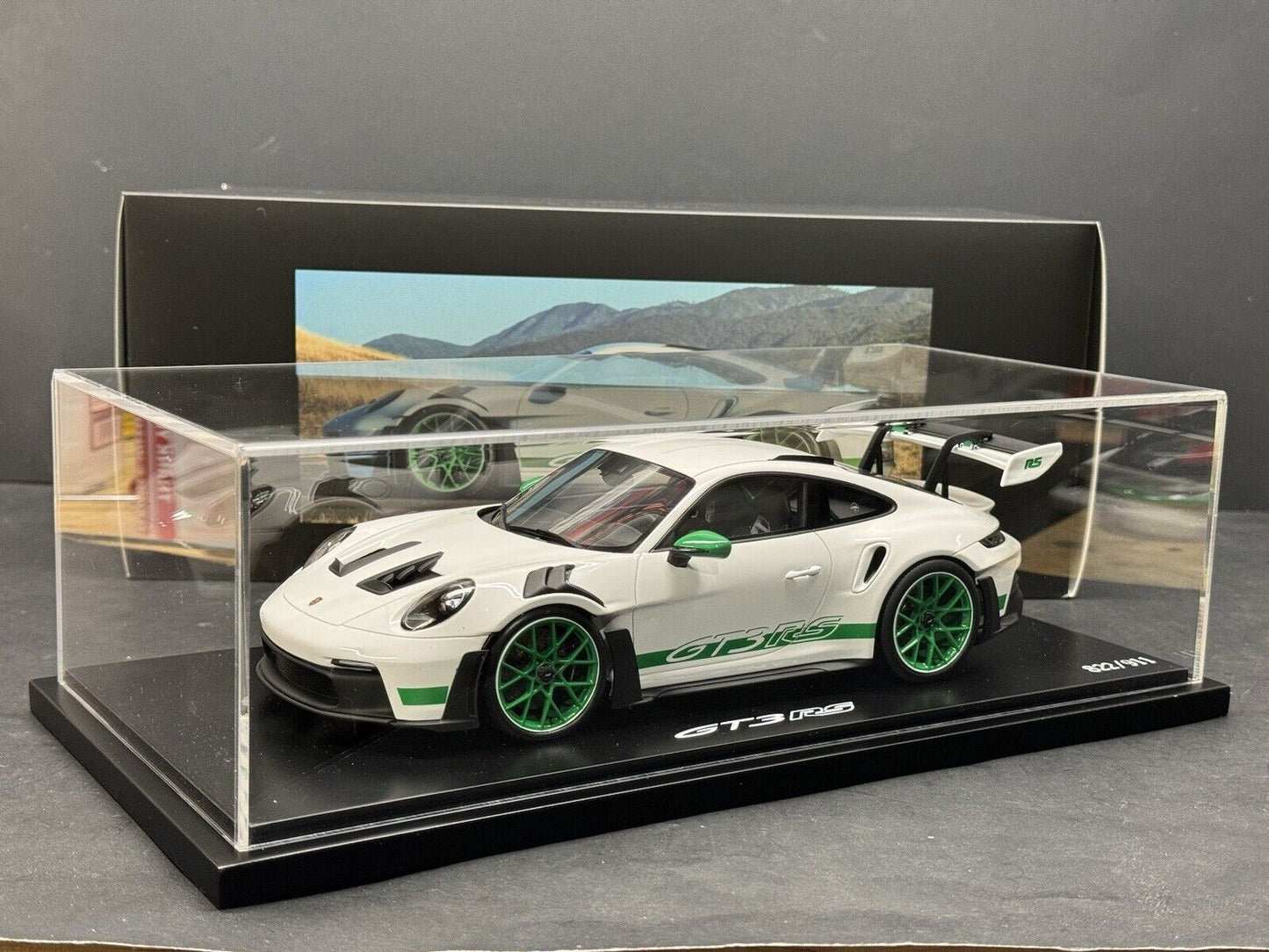 Porsche 911 992 GT3 RS Carrera RS Tribute w/ Display Case  - 1/18 Spark