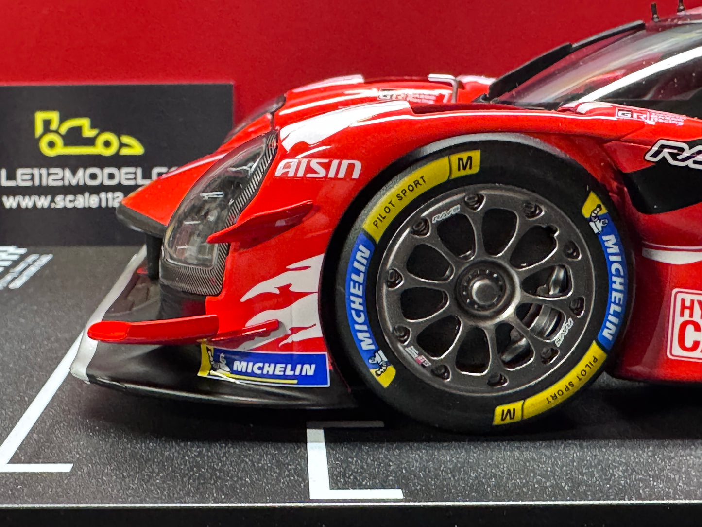 1/18 SCALE TOYOTA GR010 HYBRID #7 - 24H LE MANS 2025 5th - MODEL BY IXO