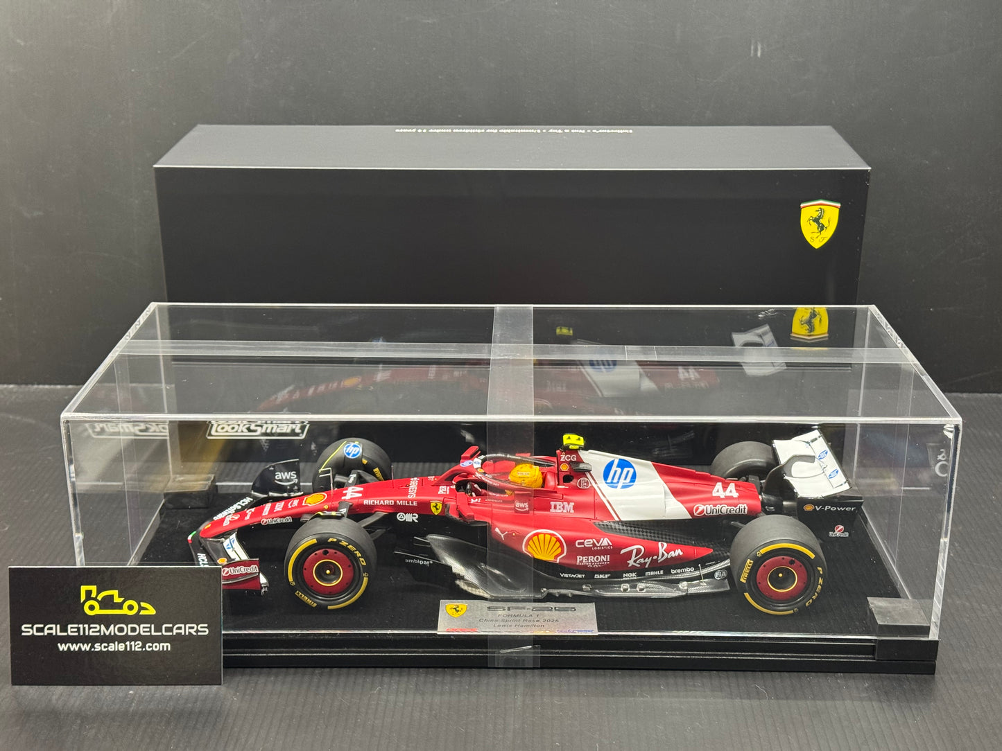1/18 Looksmart FERRARI F1 SF-25 China GP Sprint Winner Lewis Hamilton Model Car LS18F1074