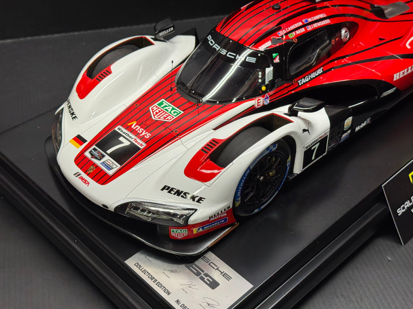 Porsche 963 LMDH #7 Porsche Penske 24h Daytona 2024 1/12 Spark w/ Display Case