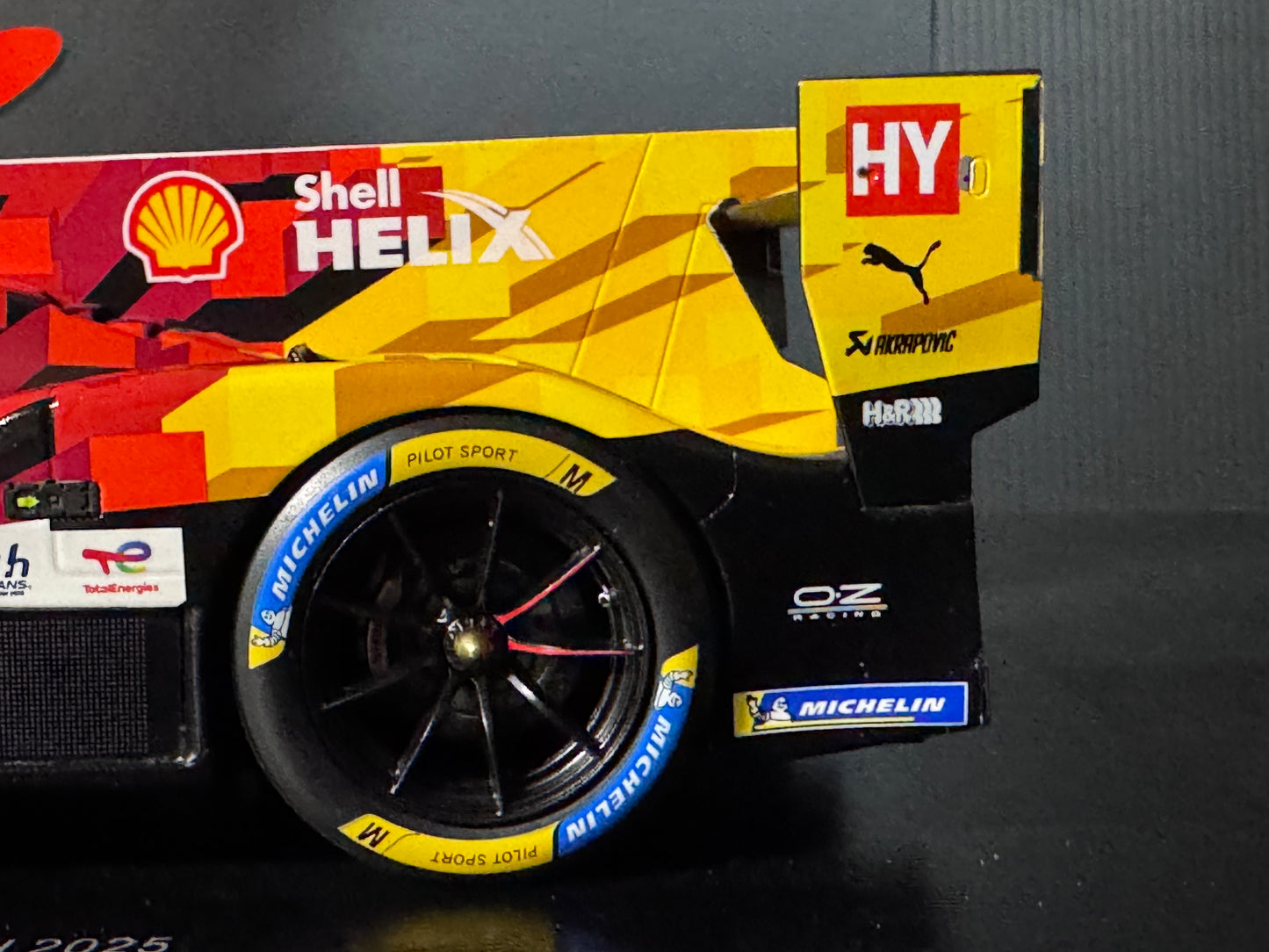 BMW M Hybrid V8 #20 24h LeMans 2025 BMW M Team WRT 1/18 Spark Model Car