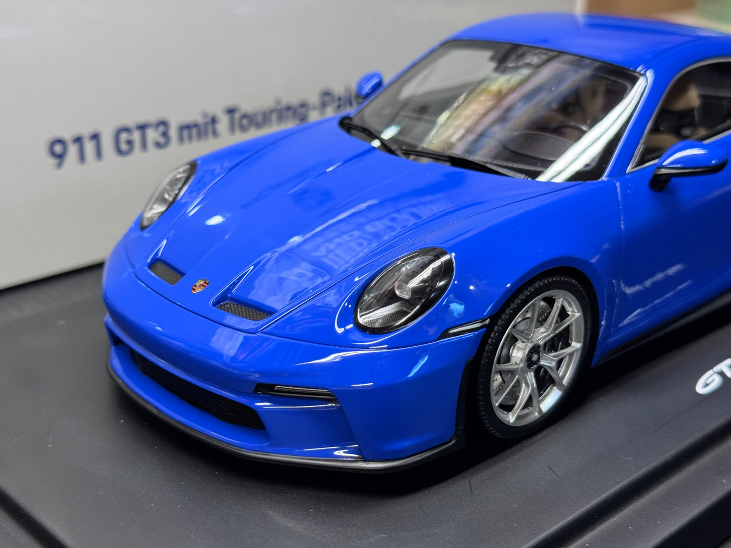 Porsche 911 992 GT3 Touring in Maritime Blue w/ Display Case 1/18 Spark Dealer WAP0211530PGT3