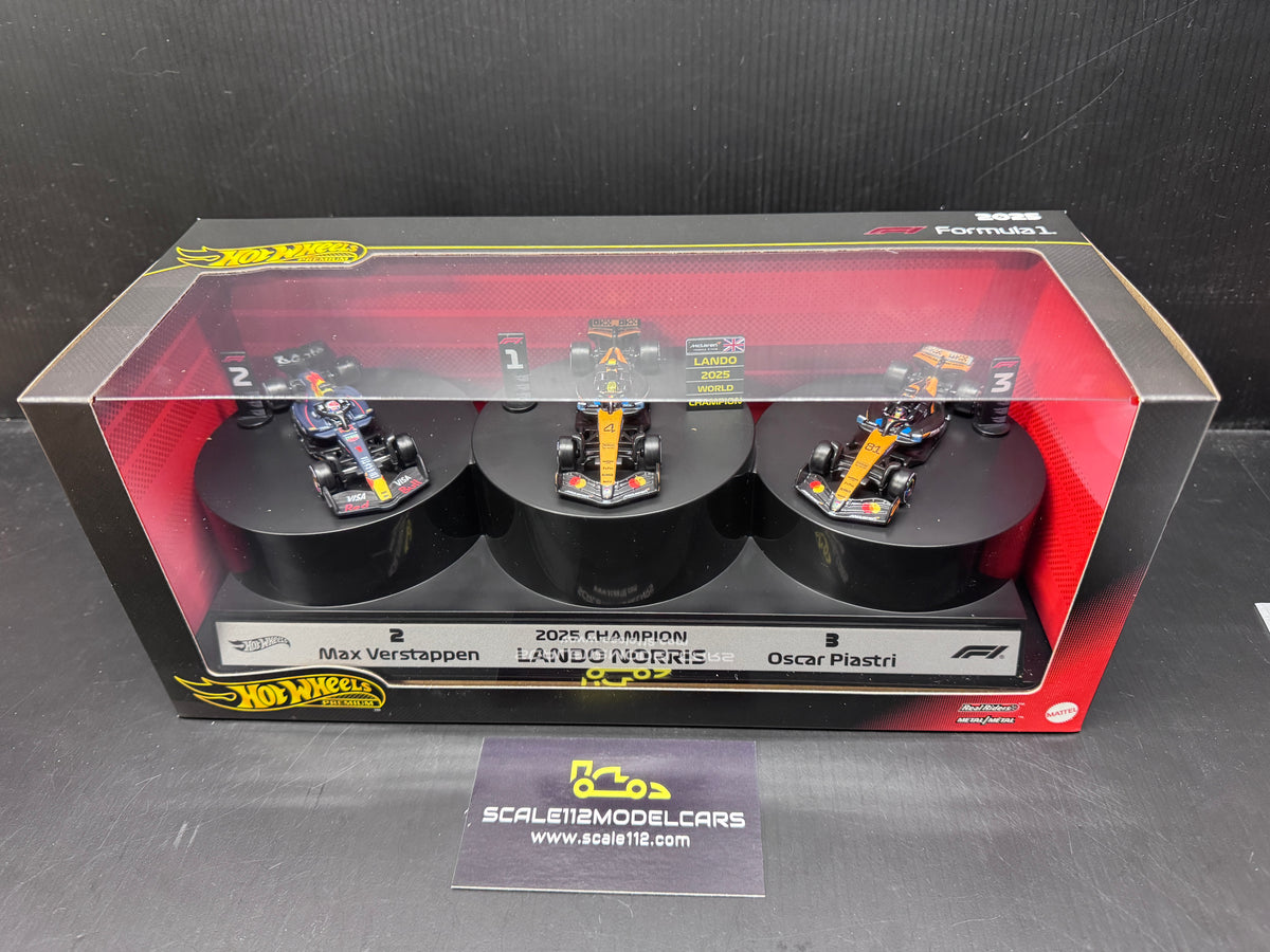 2026 Mattel Hot Wheels  2025 Formula 1  Podium Set Norris, Verstappen & Piastri