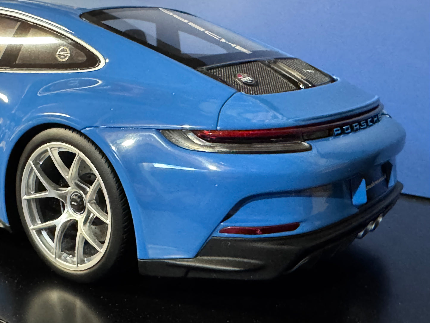 1:18 Spark Porsche 911 992 S/T Sonderwunsch Dani Blue Resin Dealer Ed. Model Car