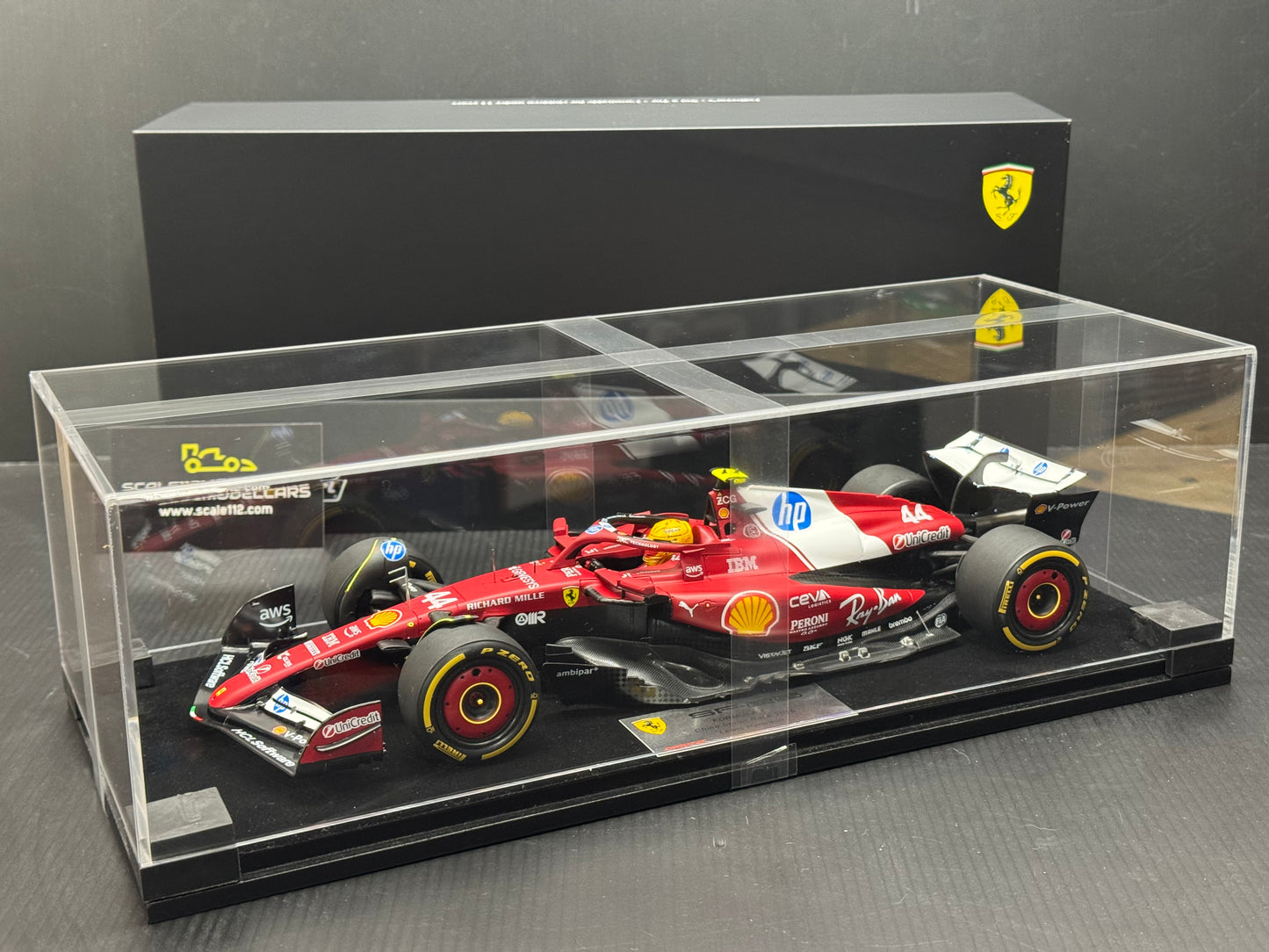 1/18 Looksmart FERRARI F1 SF-25 China GP Sprint Winner Lewis Hamilton Model Car LS18F1074