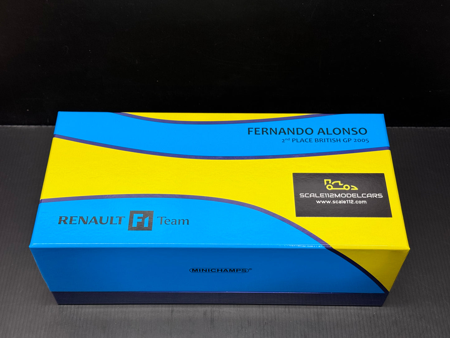 Minichamps Renault R25 Fernando Alonso British GP 1/18 Scale Ltd. Ed. Box Set