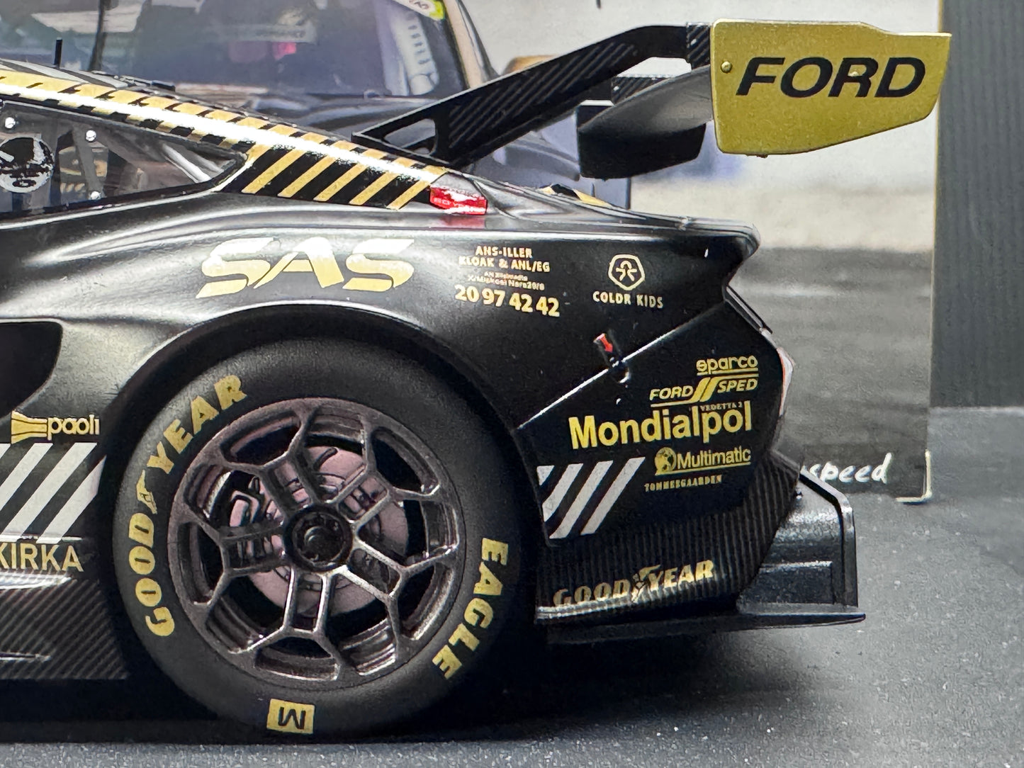 1/18 SCALE FORD MUSTANG GT3 PROTON RACING - 24H LE MANS 2024 - MODEL CAR BY IXO