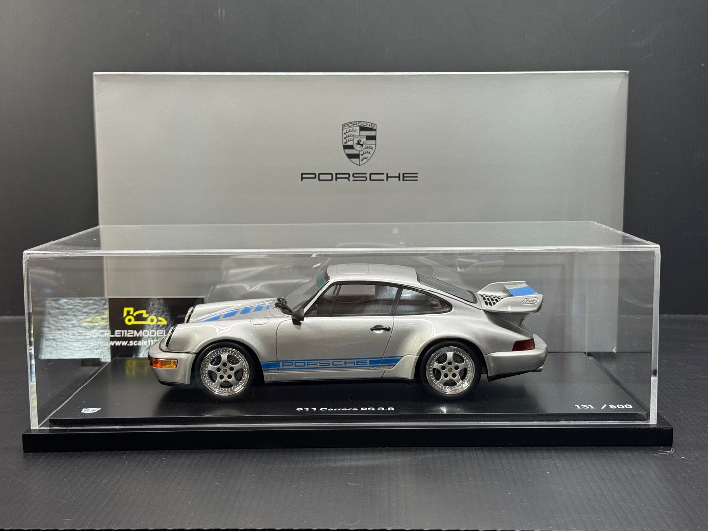 Porsche 911 Carrera RS 3.8 964 Transformers Mirage w / Display Case 1/18 Spark