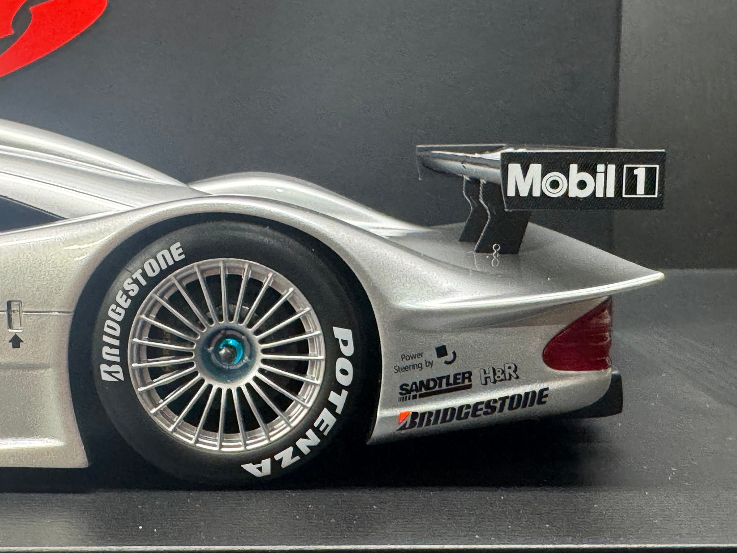 MERCEDES CLR #5 1999 24 HRS. OF LE MANS w/ DISPLAY CASE 1/18 SCALE MODEL CAR BY SPARK