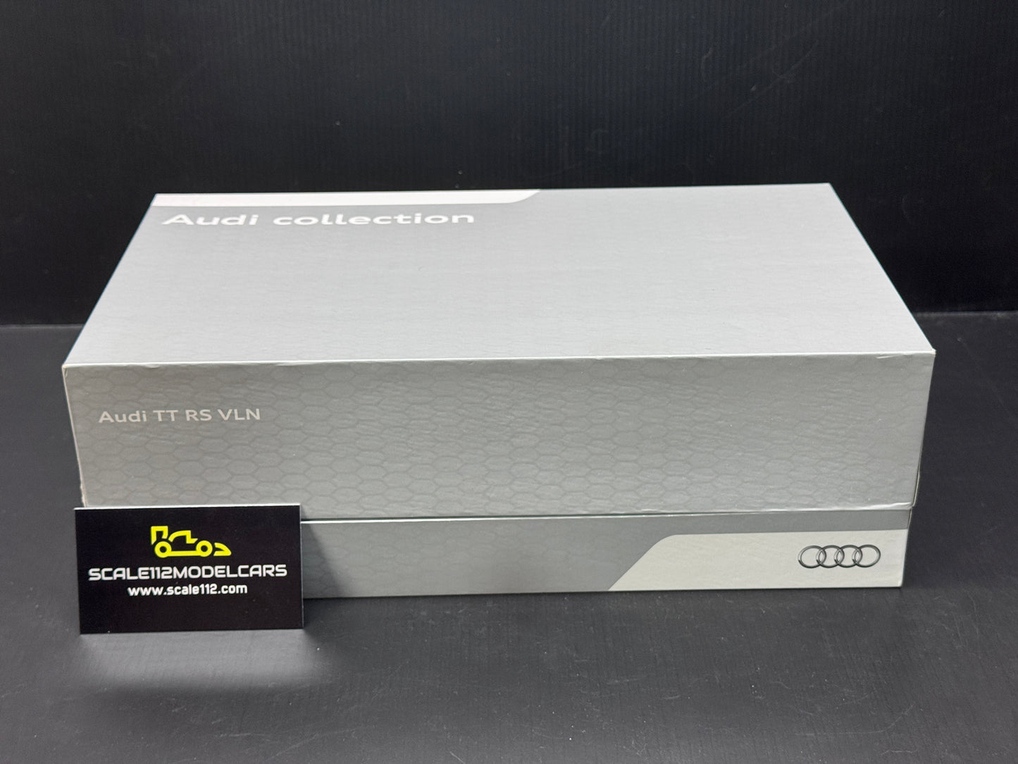 1/18 SPARK-MODEL - AUDI - TT RS VLN N 0 PRESENTATION 2011 DEALER BOX SET