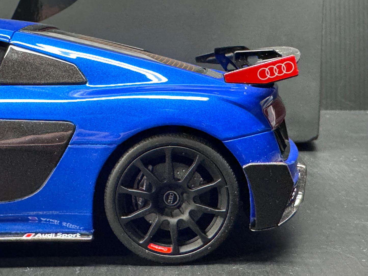 1/18 GT Spirit AUDI R8 PERFORMANCE PARTS GT254 Model Car