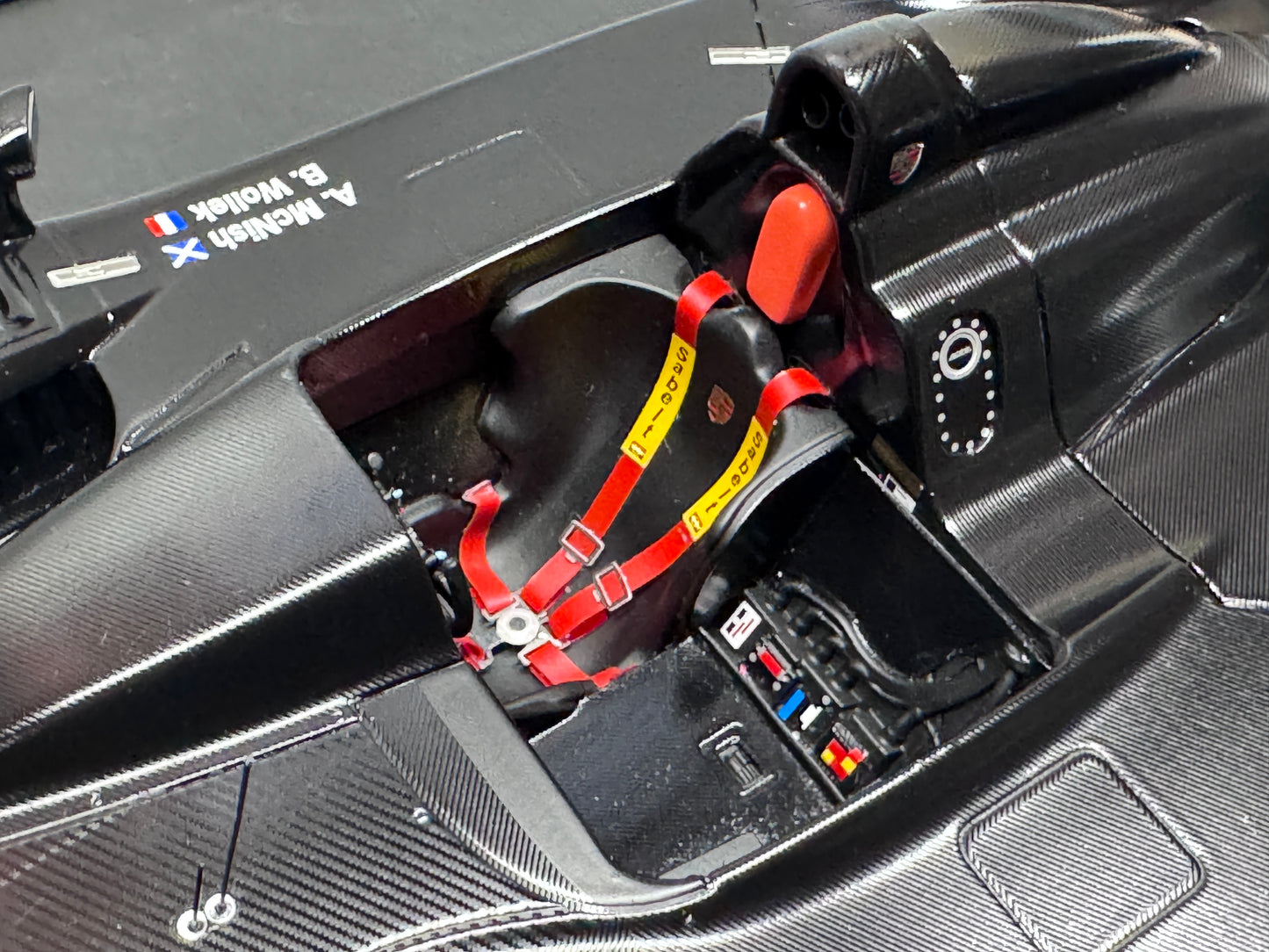 Porsche LMP 2000 Le Mans prototype 1/18 Scale Model Car by Spark