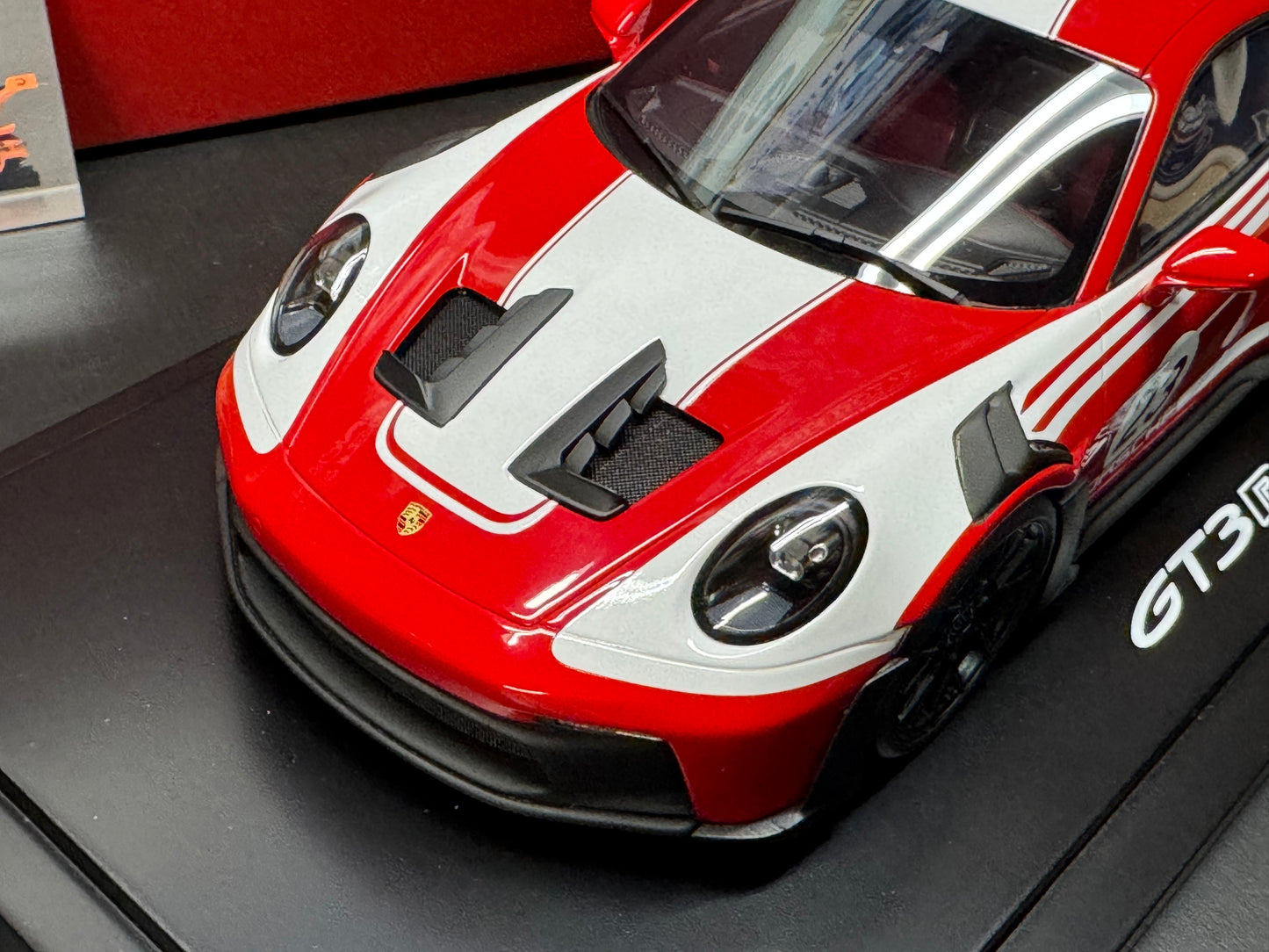 Porsche 992 911 GT3 RS Salzburg Dealer Edition 1/18 Scale Spark w/ Display Case