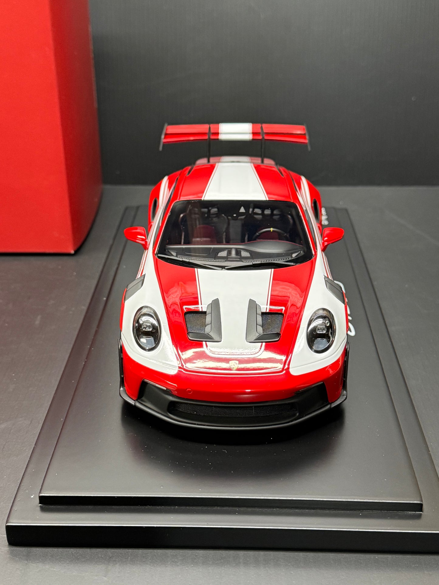 Porsche 992 911 GT3 RS Salzburg Dealer Edition 1/18 Scale Spark w/ Display Case