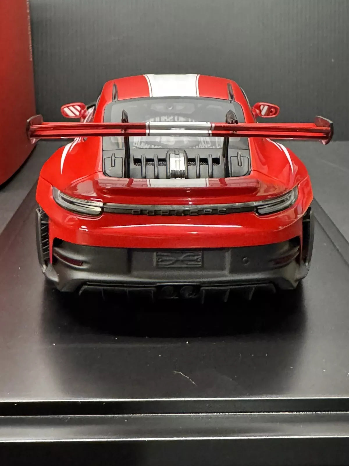 Porsche 911 992 GT3 RS Salzburg w/ Display Case - 1/18 Spark - Dealer Edition