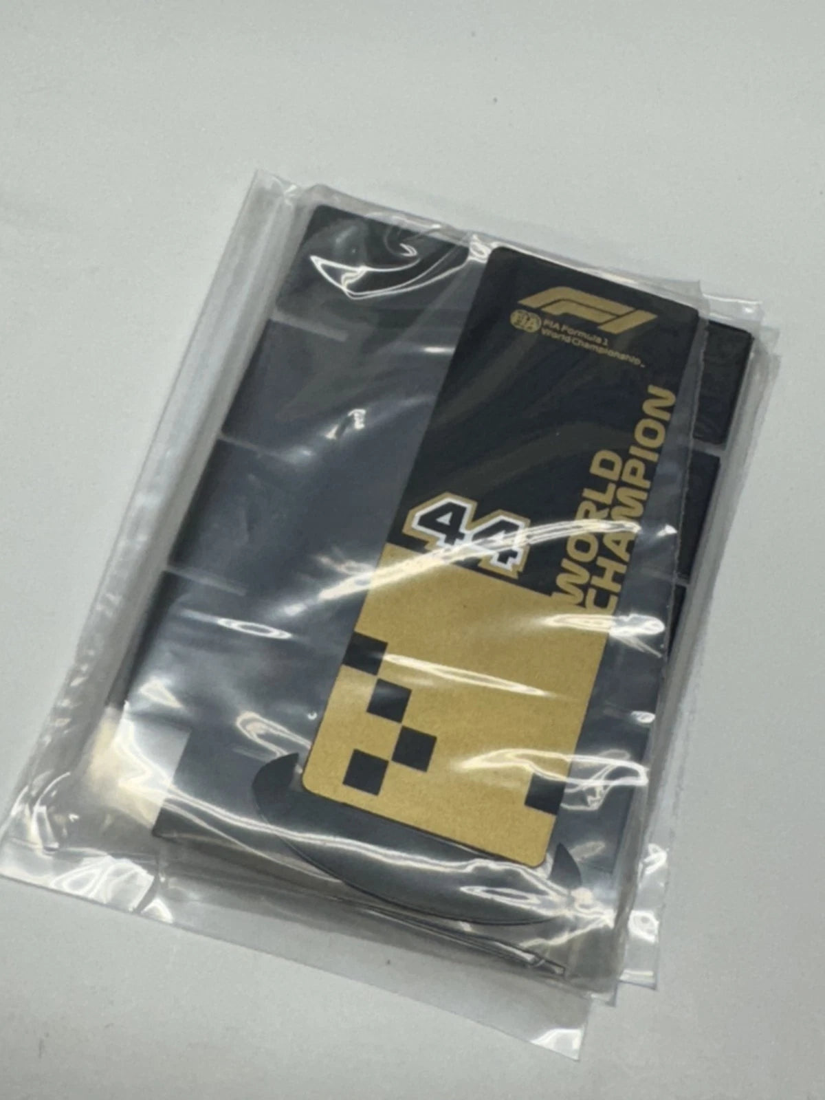 Minichamps 1/18 Mercedes F1 W11 Lewis Hamilton 2020 7x World Champion Box Set