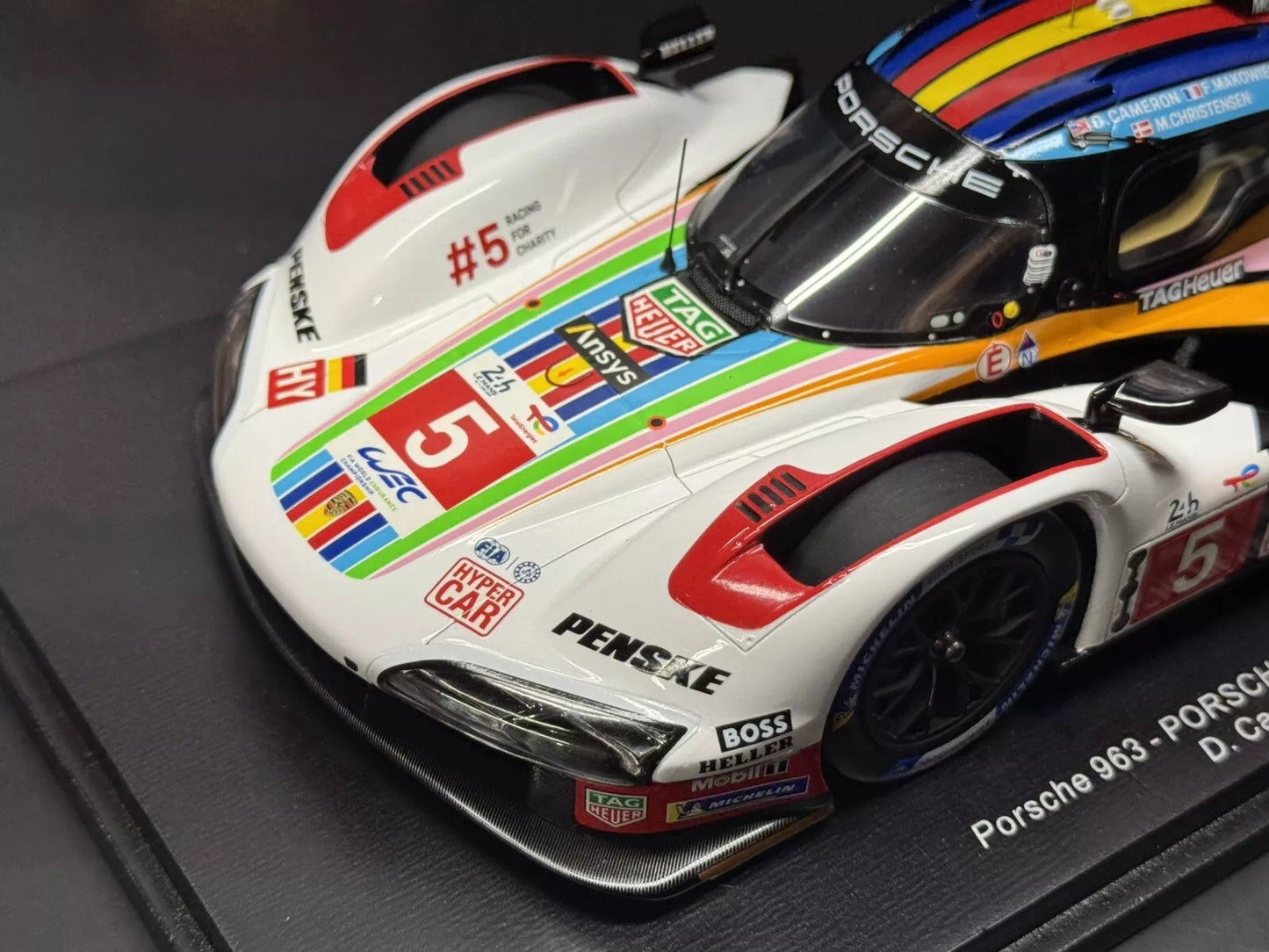 1/18 Scale Spark Porsche 963 LMDH #5 Penske Motorsport 24h Le Mans 2023