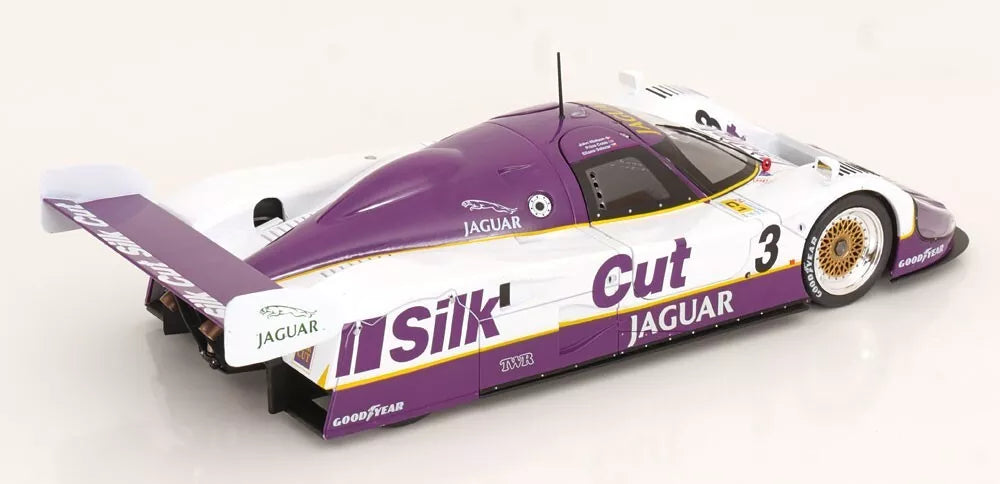 Jaguar XJR9 V12 Silk Cut Racing LeMans Winner 1990 Diecast 1:18 Scale CMR