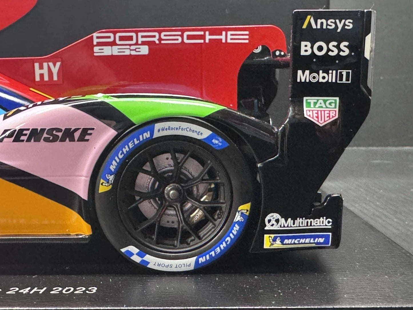 Porsche 963 LMDH #75 Penske Motorsport 24h Le Mans 2023 1/18 Scale Spark w/Case