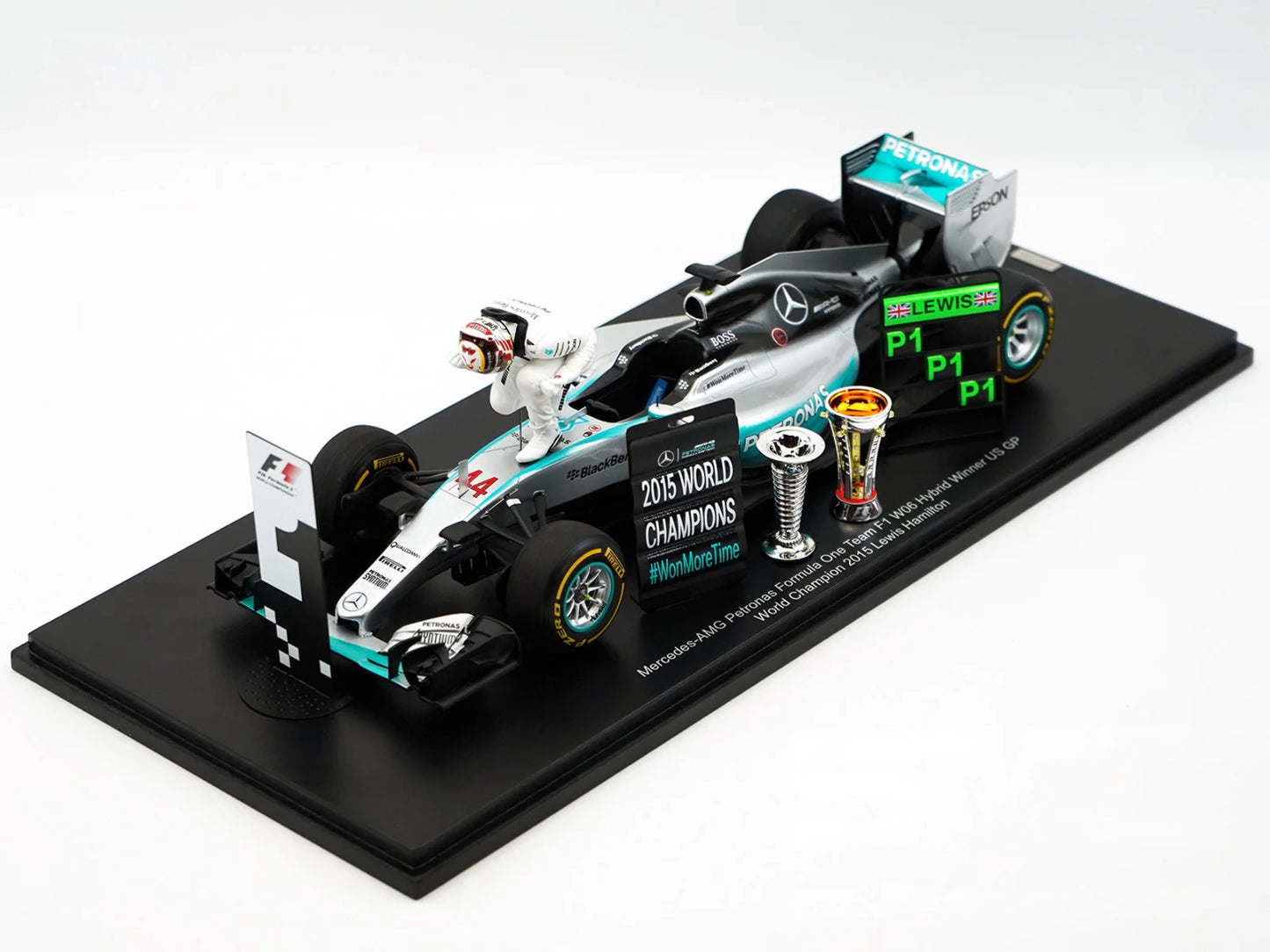 MERCEDES-AMG W06 - WORLD CHAMPION 2015 U.S. GP LEWIS HAMILTON 1/18 SCALE SPARK