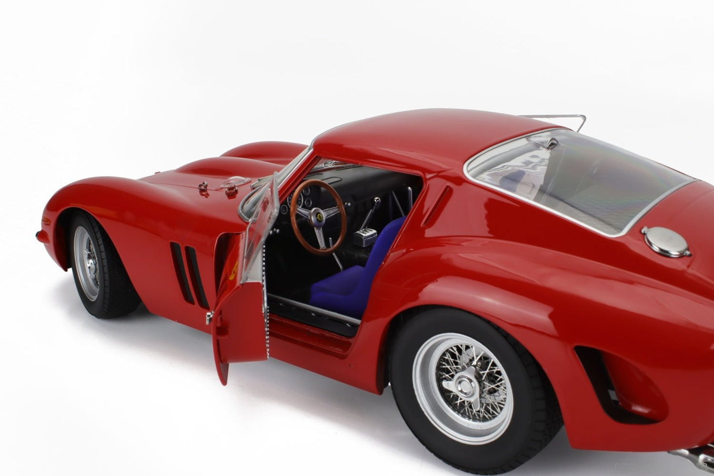 FERRARI 250 GTO - 1/12 SCALE DIECAST MODEL CAR - W/ OPENING DOORS BY KK SCALE
